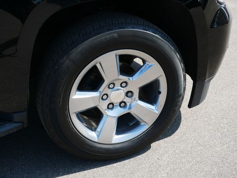 Used 2020 Chevrolet Tahoe LS w/ Enhanced Driver Alert Package AWD/4WD image 15