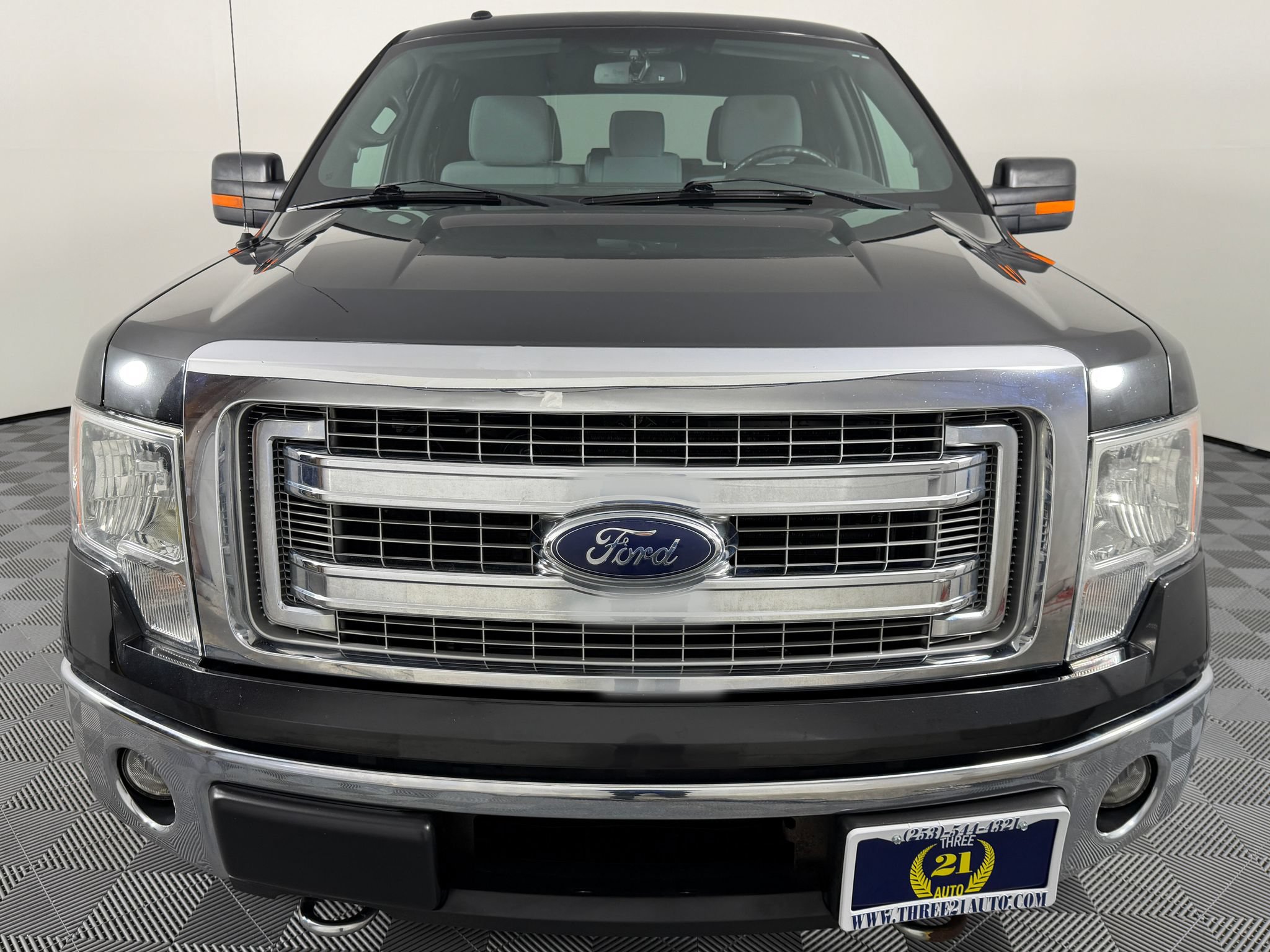 Used 2013 Ford F150 XLT w/ XLT Chrome Pkg AWD/4WD image 3