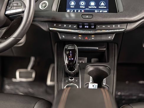 Used 2022 Cadillac XT4 Sport image 38