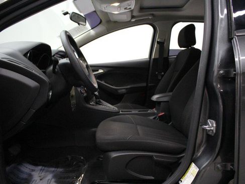 Used 2017 Ford Focus SEL image 7