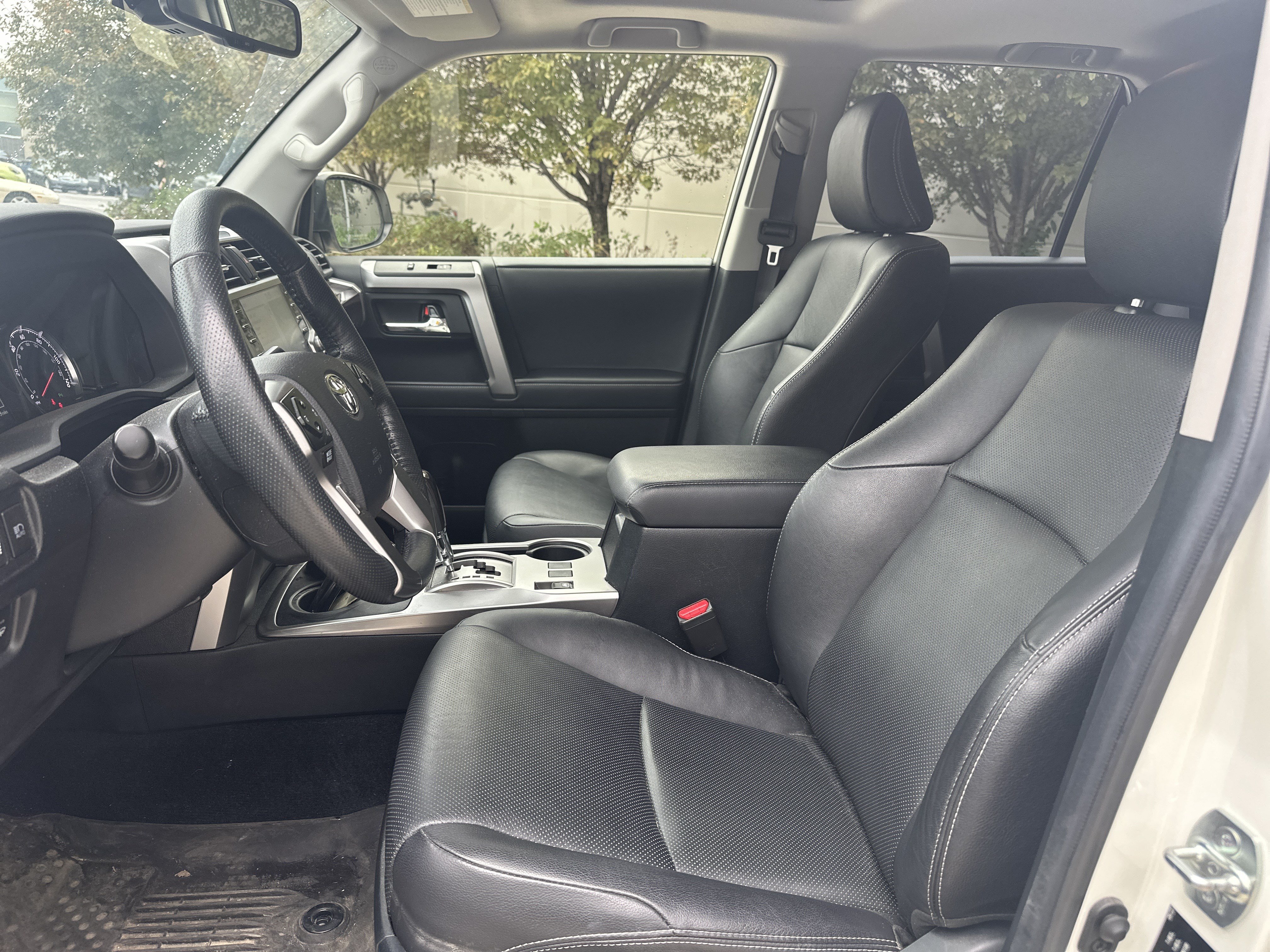 Used 2023 Toyota 4Runner Limited AWD/4WD image 15