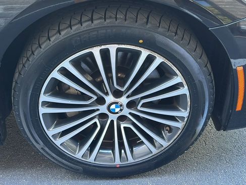 Used 2019 BMW 530i xDrive w/ Convenience Package image 39