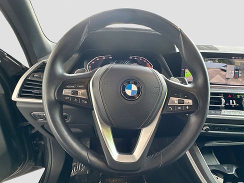 Used 2023 BMW X5 xDrive40i w/ Parking Assistance Package AWD/4WD image 11