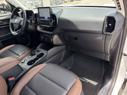 Used 2024 Ford Bronco Sport Badlands w/ Premium Package AWD/4WD image 12