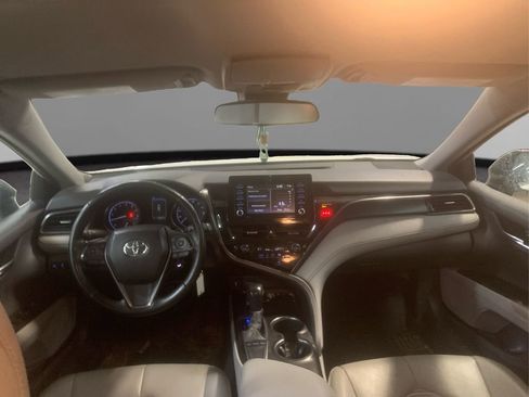 Used 2022 Toyota Camry SE image 20