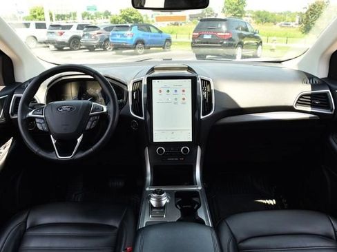 Used 2022 Ford Edge SEL AWD/4WD image 7