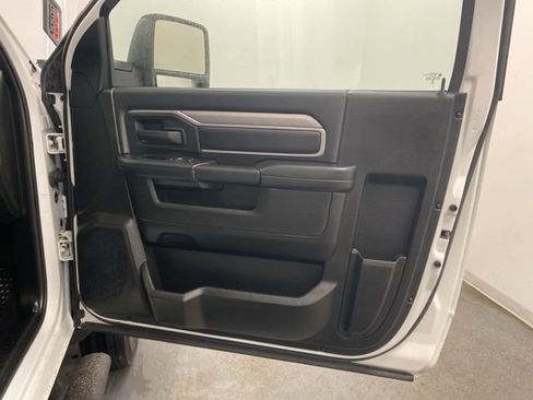 Used 2024 RAM 5500 Tradesman image 20