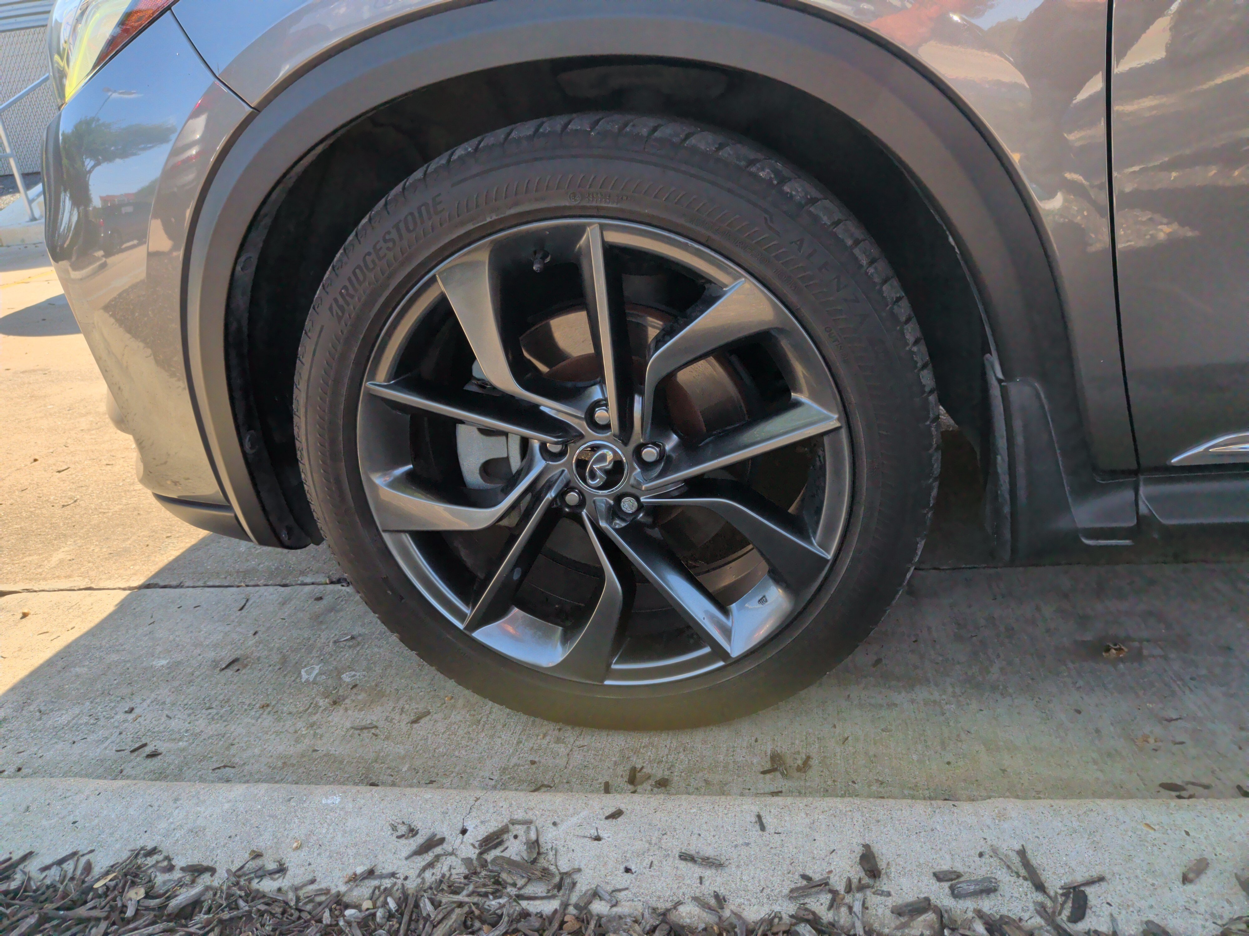 Used 2019 INFINITI QX50 Essential w/ Sensory Package FWD image 12