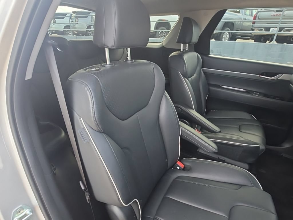 Used 2025 Hyundai Palisade SEL FWD image 11