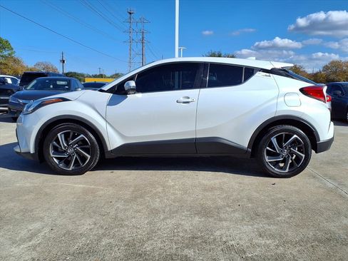 Used 2022 Toyota C-HR Limited image 20