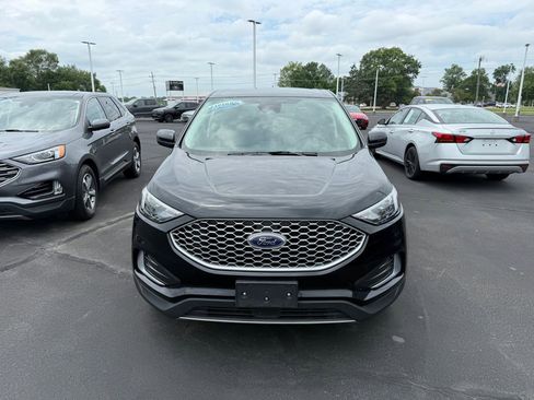 Used 2024 Ford Edge SEL image 2