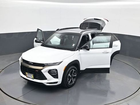 Certified 2023 Chevrolet TrailBlazer RS w/ Sun and Liftgate Package FWD image 30