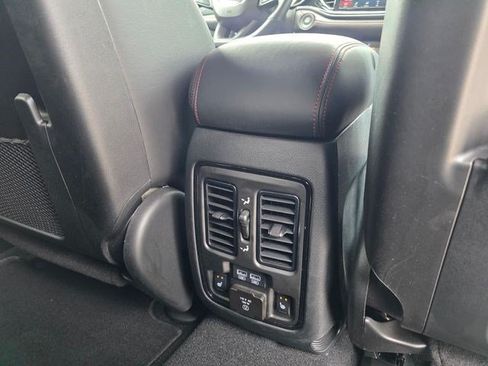 Certified 2024 Dodge Durango R/T w/ Tow 'N Go Package AWD/4WD image 18