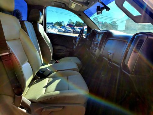 Used 2017 Chevrolet Silverado 1500 W/T RWD image 17