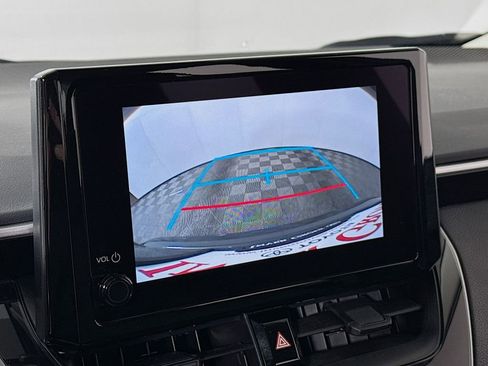 Certified 2025 Toyota Corolla LE image 15