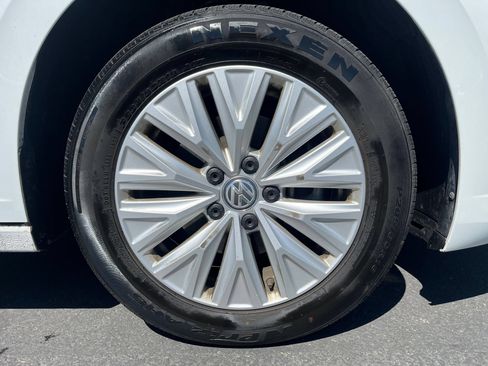 Used 2020 Volkswagen Jetta S w/ Driver Assistance Package FWD image 31