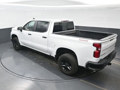 Used 2021 Chevrolet Silverado 1500 LT Trail Boss w/ Convenience Package II AWD/4WD image 25