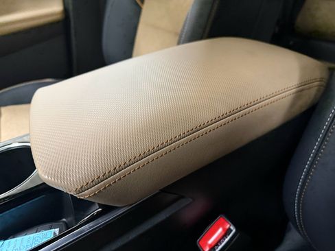 Certified 2025 Chevrolet Equinox ACTIV w/ Safety and Technology Package image 37