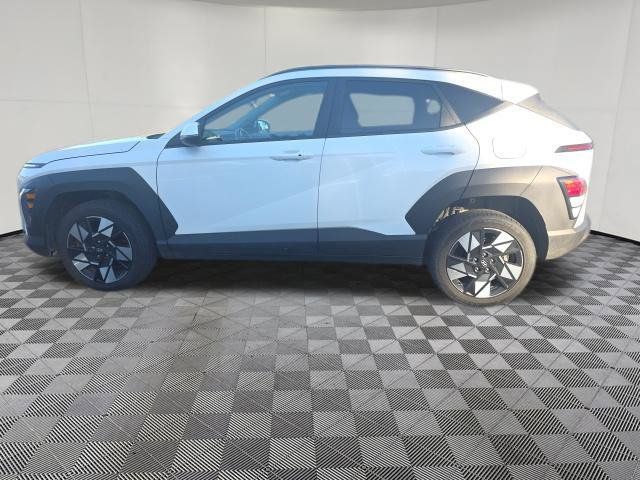 Used 2025 Hyundai Kona SEL AWD/4WD image 5