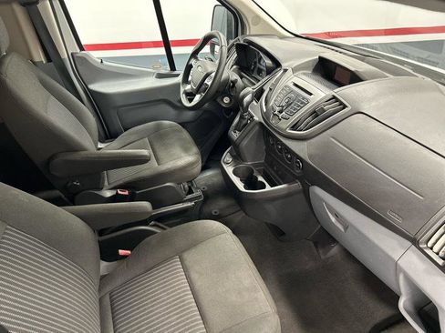 Used 2018 Ford Transit 350 XLT image 19