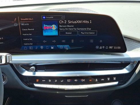 New 2025 Cadillac Lyriq Luxury image 11