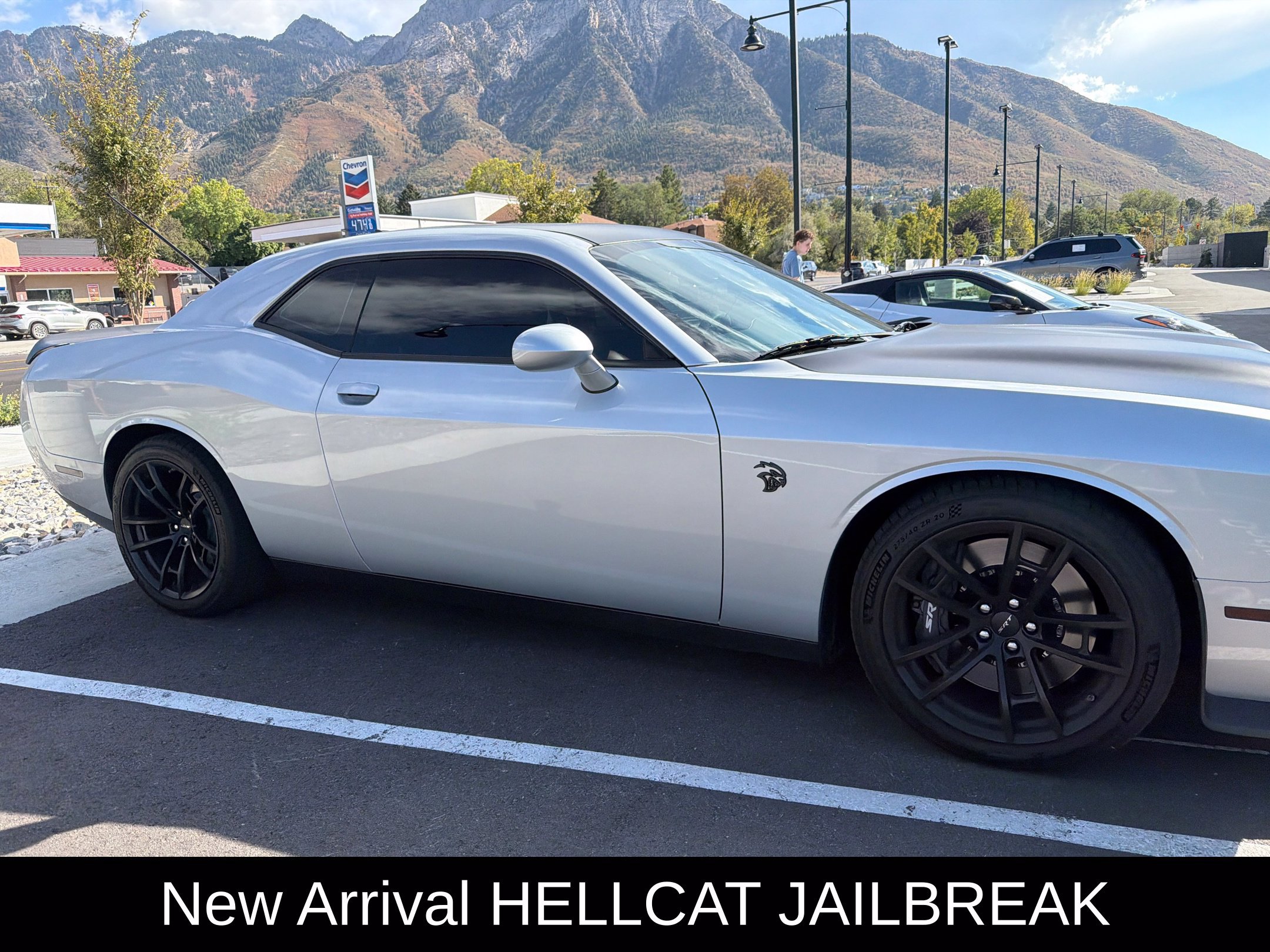 Used 2023 Dodge Challenger SRT Hellcat RWD image 5