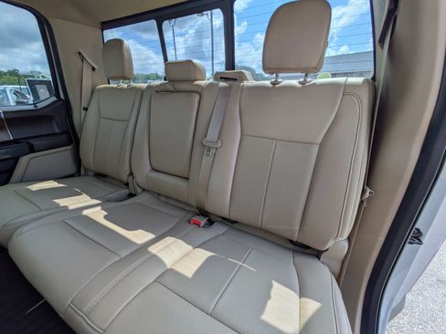 Used 2025 Ford Expedition Platinum AWD/4WD image 19