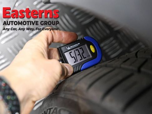 Used 2021 Tesla Model Y Long Range AWD/4WD image 20