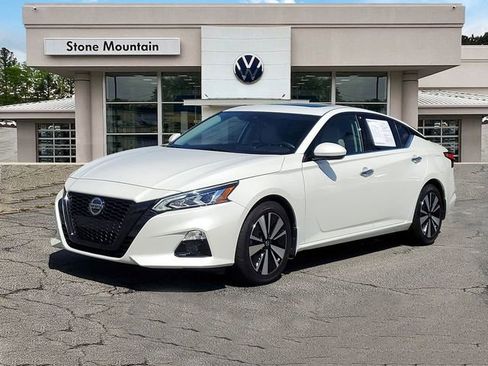 Used 2022 Nissan Altima 2.5 SL image 1