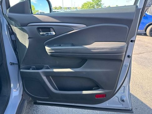 Used 2023 Honda Ridgeline Sport image 38