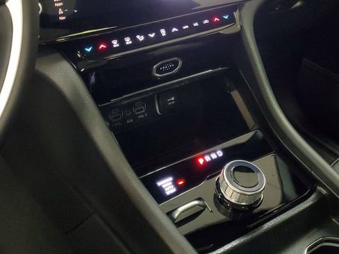 New 2026 Jeep Grand Cherokee L Limited image 13