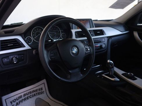 Used 2012 BMW 328i Sedan RWD image 17