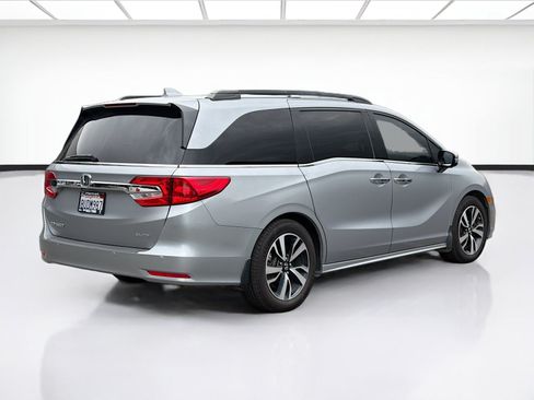 Used 2020 Honda Odyssey Elite image 4