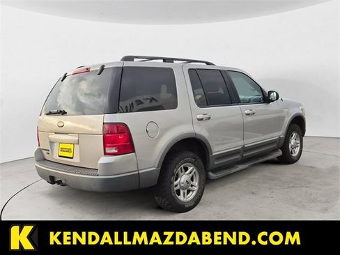 Used 2002 Ford Explorer XLT image 5