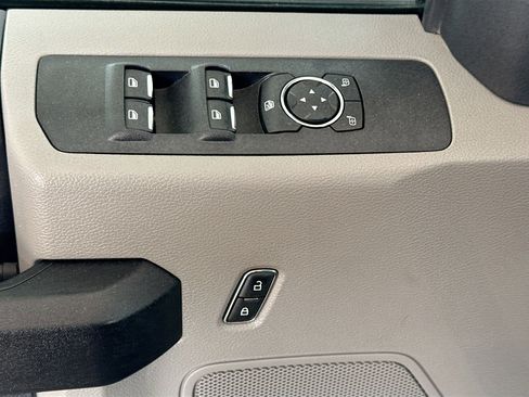 Used 2021 Ford F250 XL w/ Power Equipment Group image 22