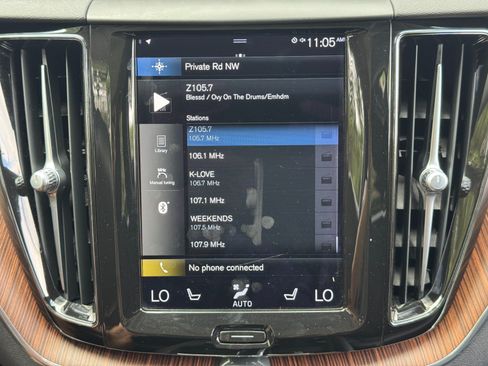 Used 2021 Volvo XC60 T8 Inscription Expression w/ Premium Package AWD/4WD image 25