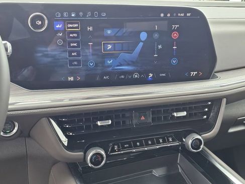 Used 2025 Chevrolet Tahoe LS image 10