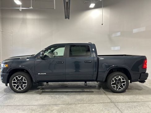 New 2026 RAM 1500 Laramie AWD/4WD image 9