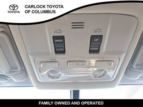 Used 2013 Toyota RAV4 Limited AWD/4WD image 32