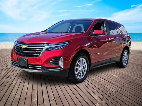 Certified 2024 Chevrolet Equinox LT FWD image 3