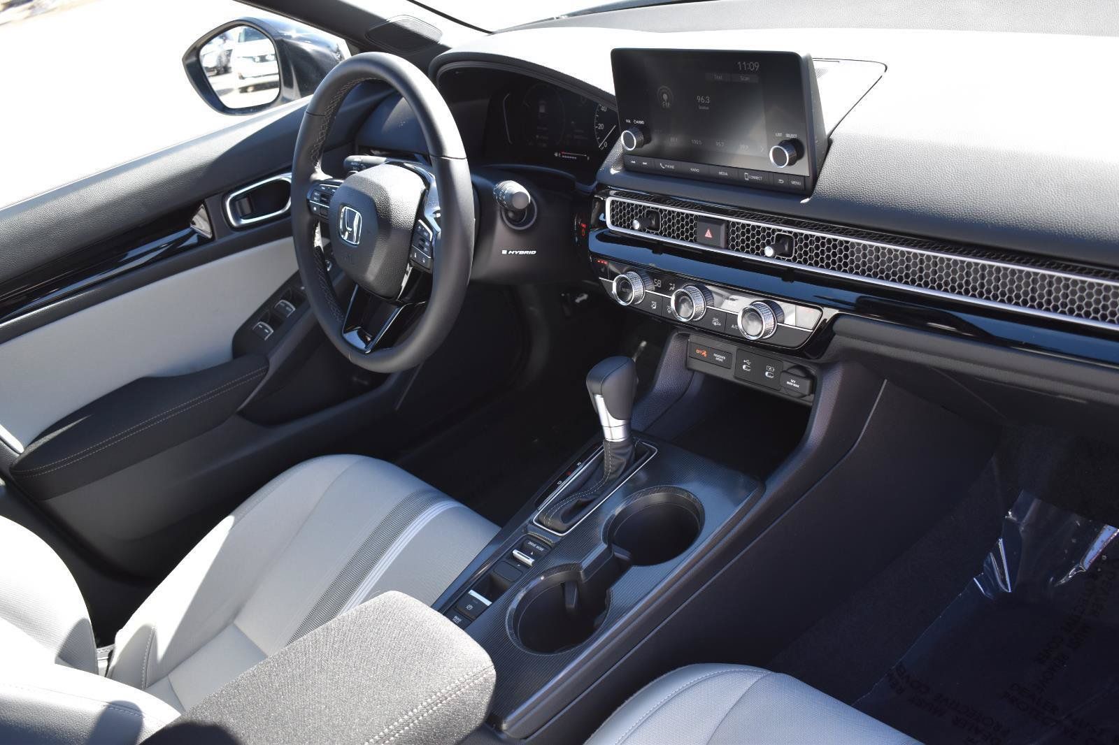 New 2025 Honda Civic Sport image 11