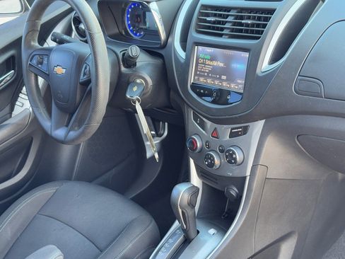 Used 2015 Chevrolet Trax LT w/ LPO, Protection Package image 9
