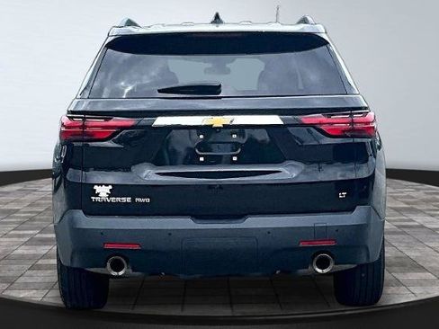 Used 2023 Chevrolet Traverse LT AWD/4WD image 4