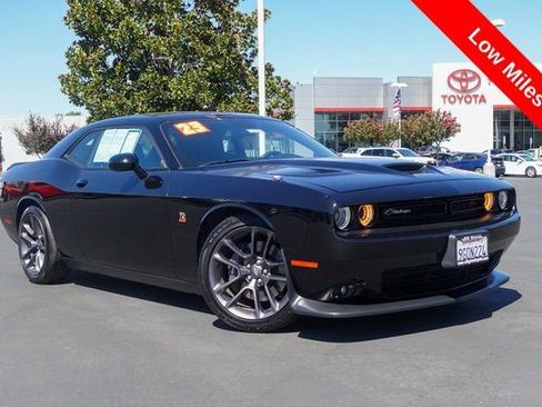 Used 2023 Dodge Challenger R/T Scat Pack image 2