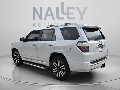 Used 2024 Toyota 4Runner Limited RWD image 3