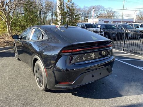 New 2026 Toyota Prius LE image 6