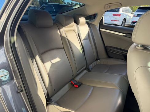 Used 2018 Honda Civic EX-L image 17