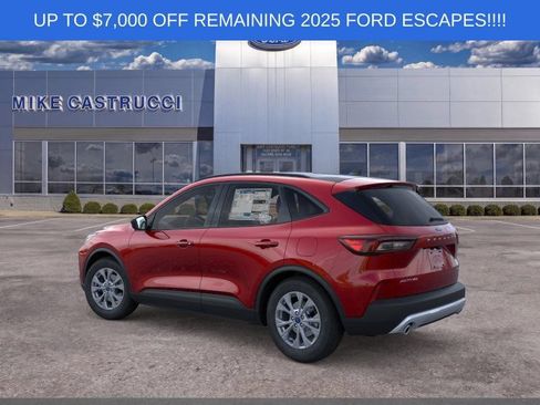 New 2025 Ford Escape Active w/ Cold Weather Package AWD/4WD image 4