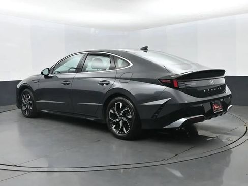 Used 2025 Hyundai Sonata SEL FWD image 9
