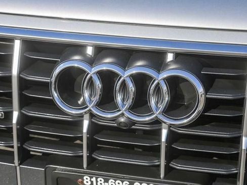 Used 2021 Audi Q7 2.0T Premium AWD/4WD image 5